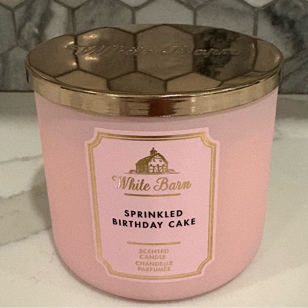 White Barn Bath and Body Works Sprinkled Birthday Cake 3 Wick Scented Candle